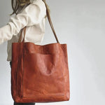 Sanne - Women's Leather Tote Bag with Front Pocket