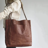 Sanne - Women's Leather Tote Bag with Front Pocket