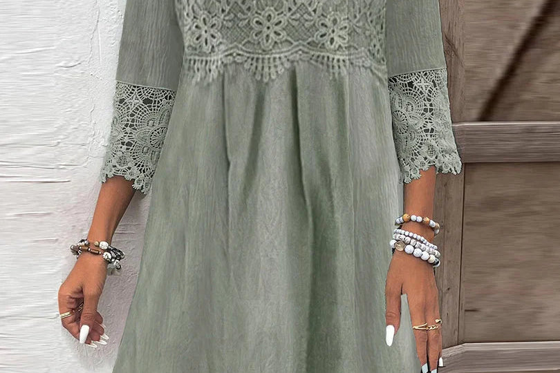 Sian - Women's Lace Midi Cocktail Dress with Soft Lining - Green