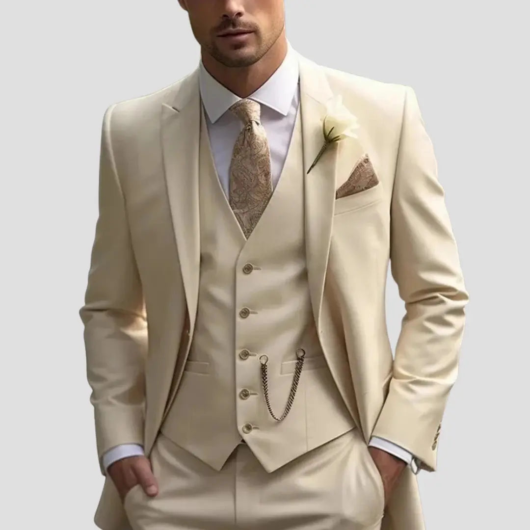 Simon - Men's Slim Fit Three-Piece Groomsmen Suit with Waistcoat - Beige