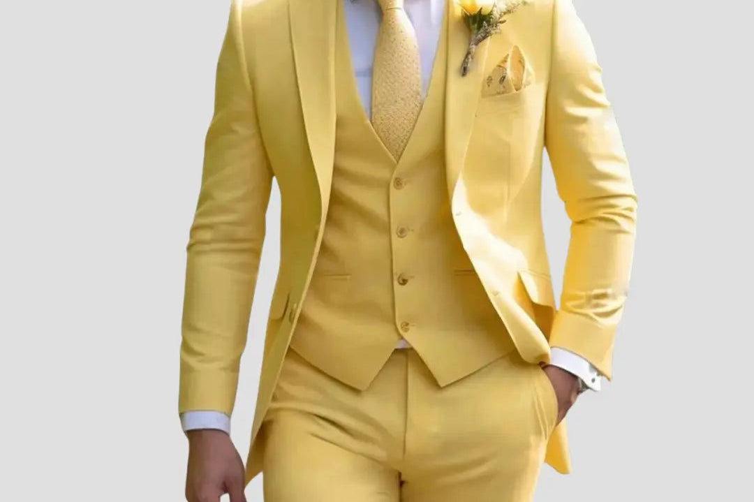 Simon - Men's Slim Fit Three-Piece Groomsmen Suit with Waistcoat - Yellow