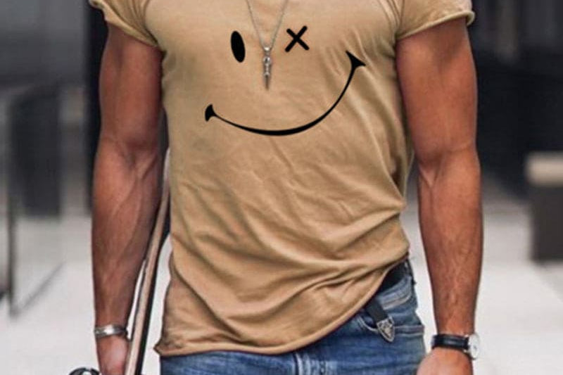 Theo - Men's Relaxed Fit Smiley Graphic T-Shirt - Khaki